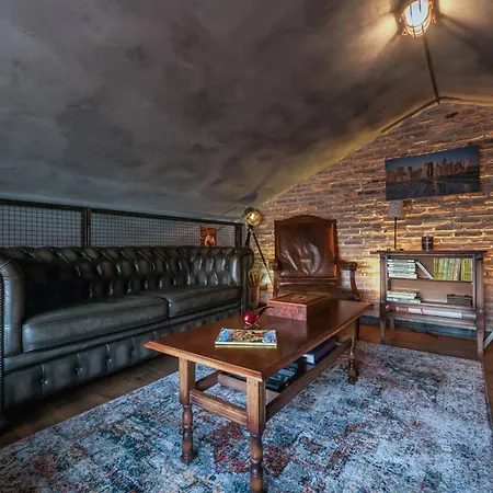 Feriehus Rustic Cozy House Pupy